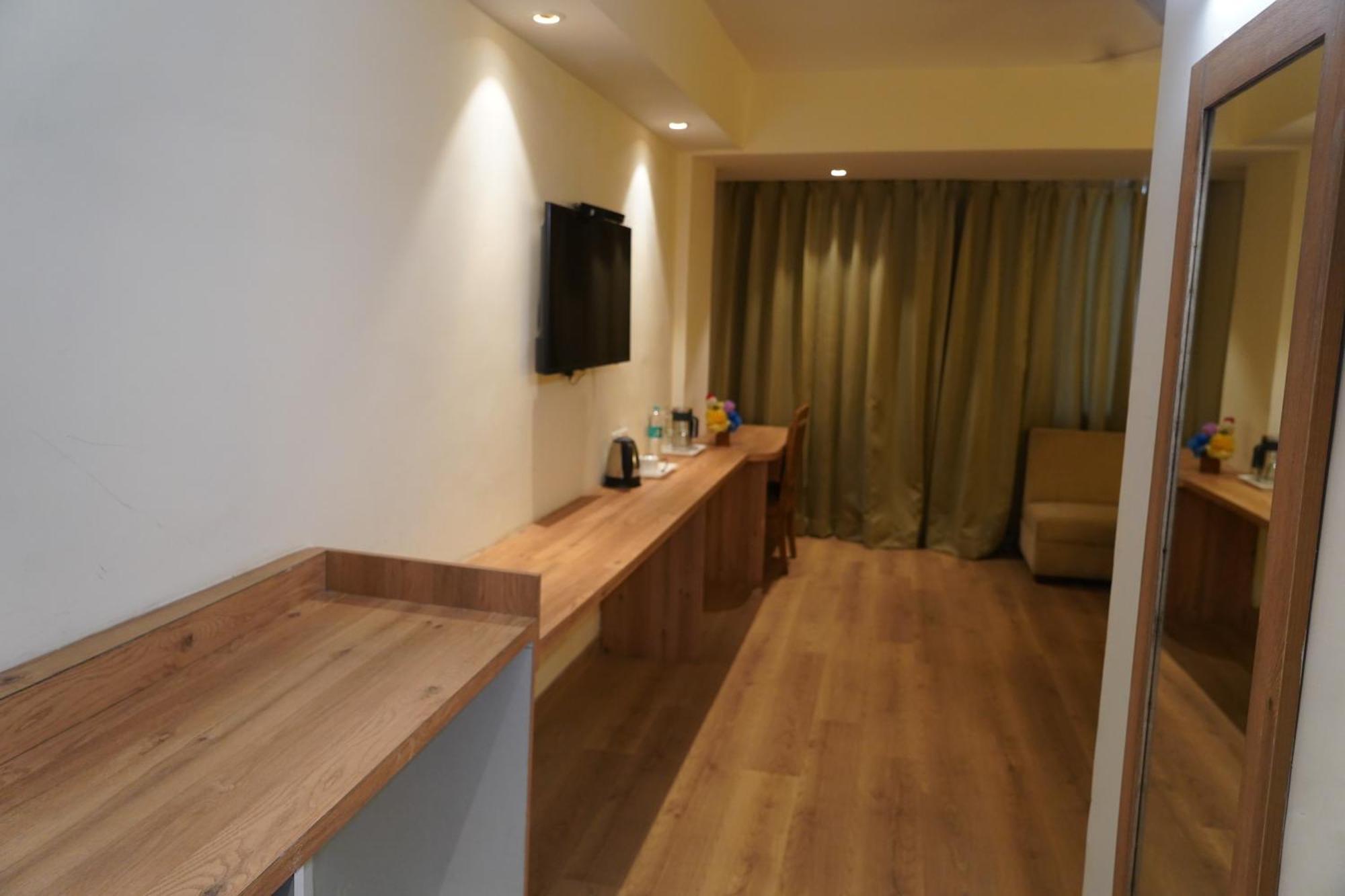 Hotel Forest Avenue - Best Luxury Hotel In Dehradun Exterior foto