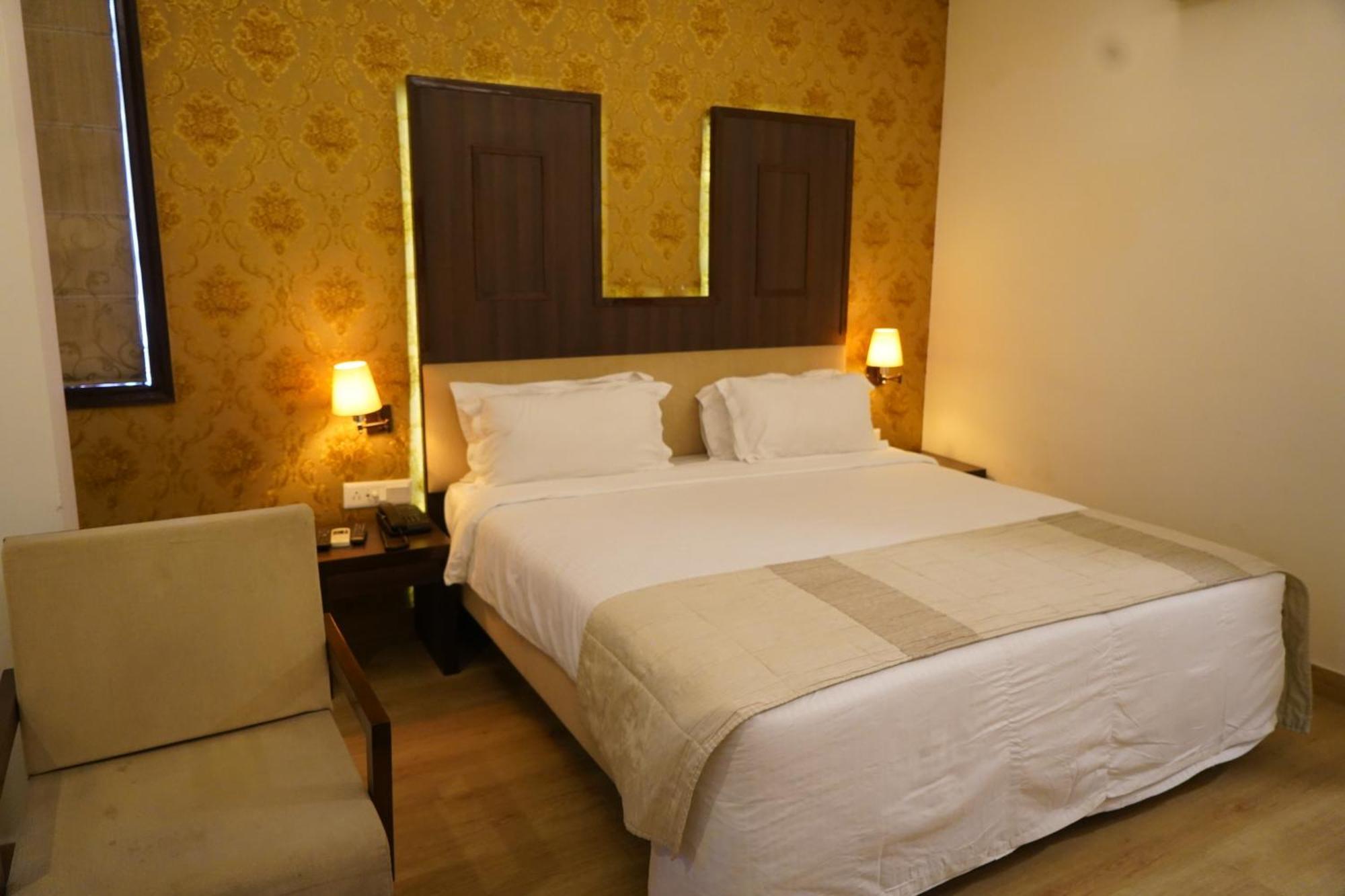 Hotel Forest Avenue - Best Luxury Hotel In Dehradun Exterior foto